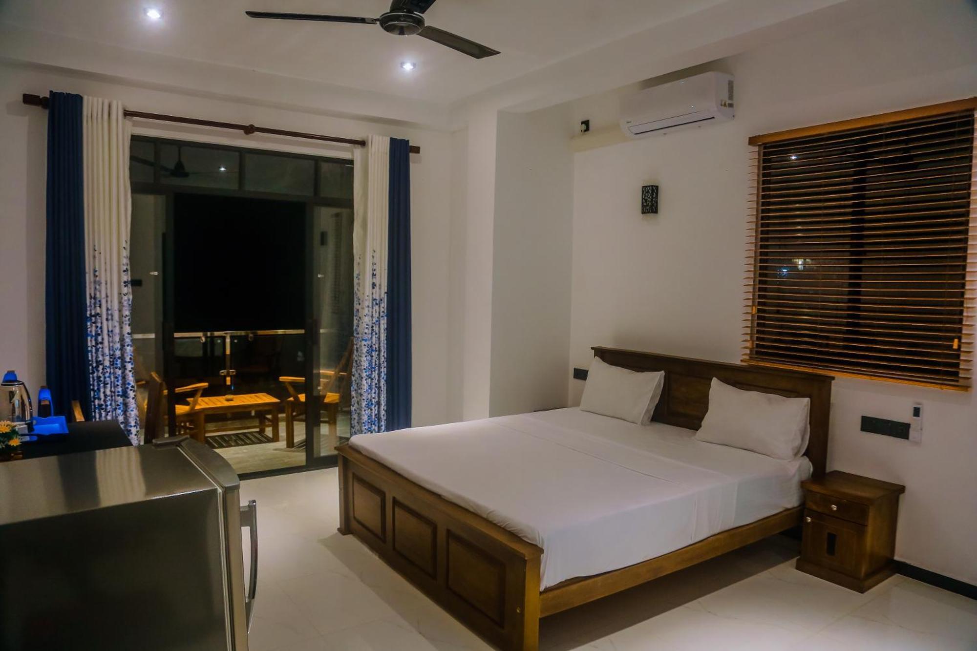 Mirissa Breeze Hotel Kültér fotó