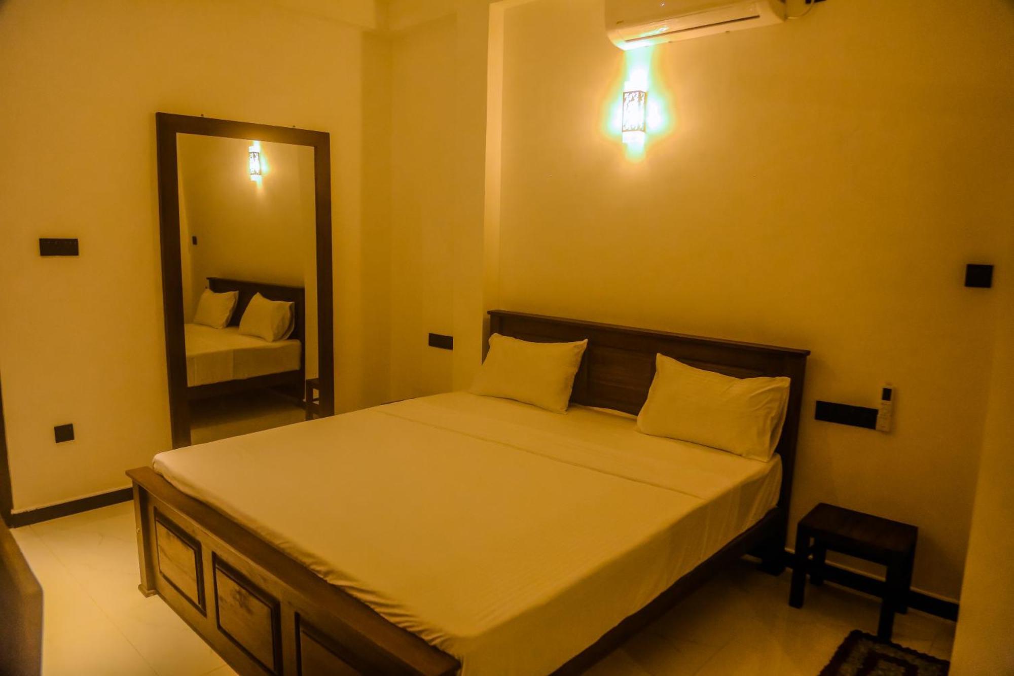 Mirissa Breeze Hotel Kültér fotó