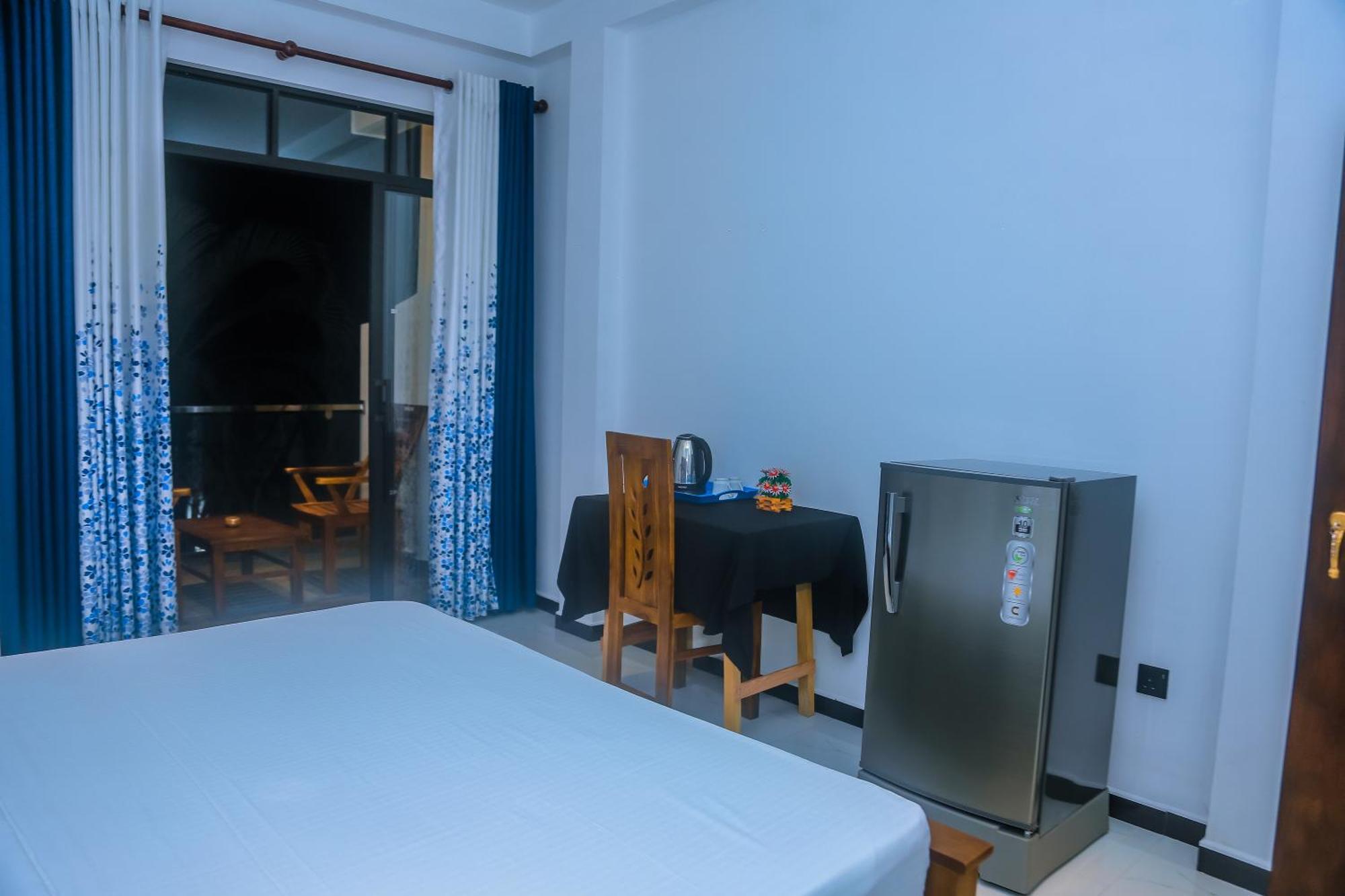 Mirissa Breeze Hotel Kültér fotó