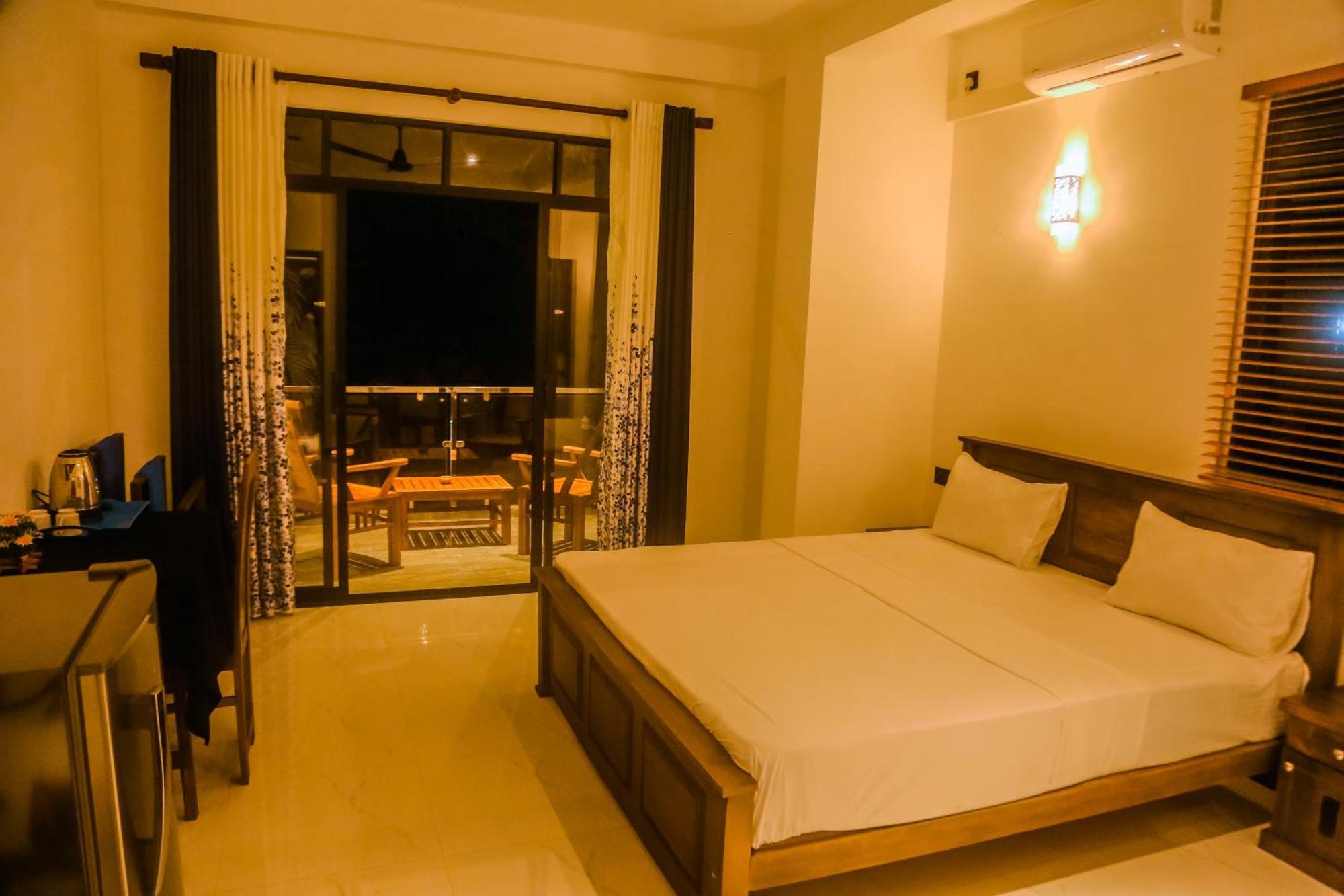 Mirissa Breeze Hotel Kültér fotó