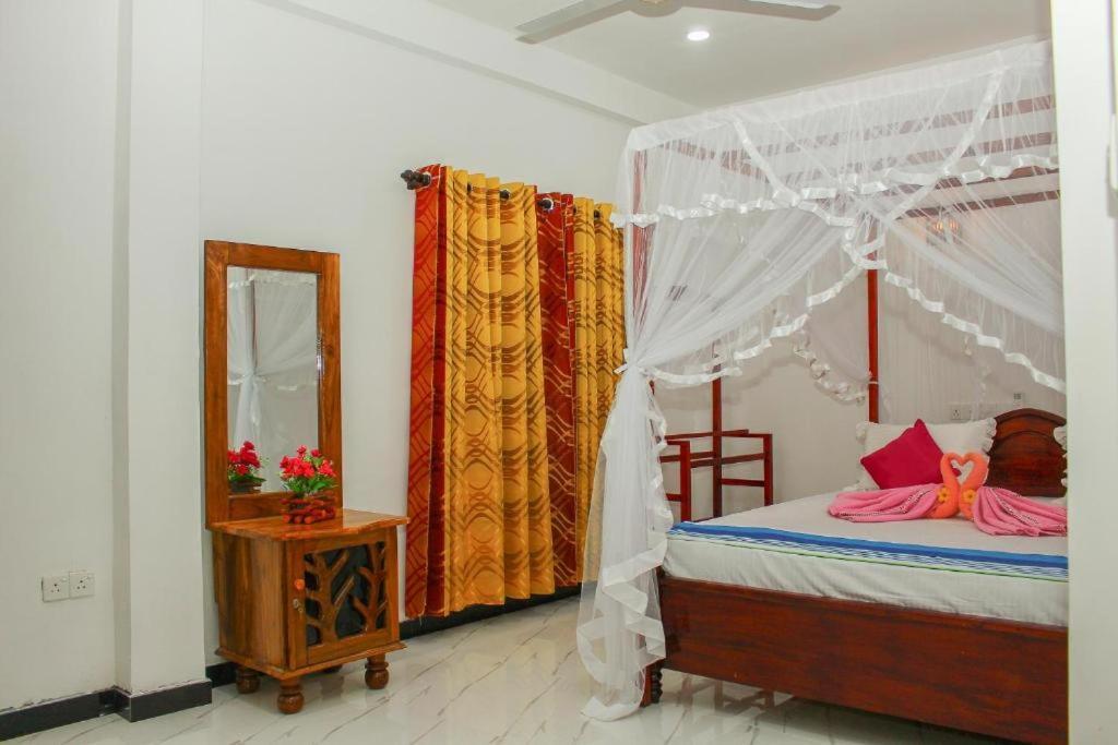 Mirissa Breeze Hotel Kültér fotó
