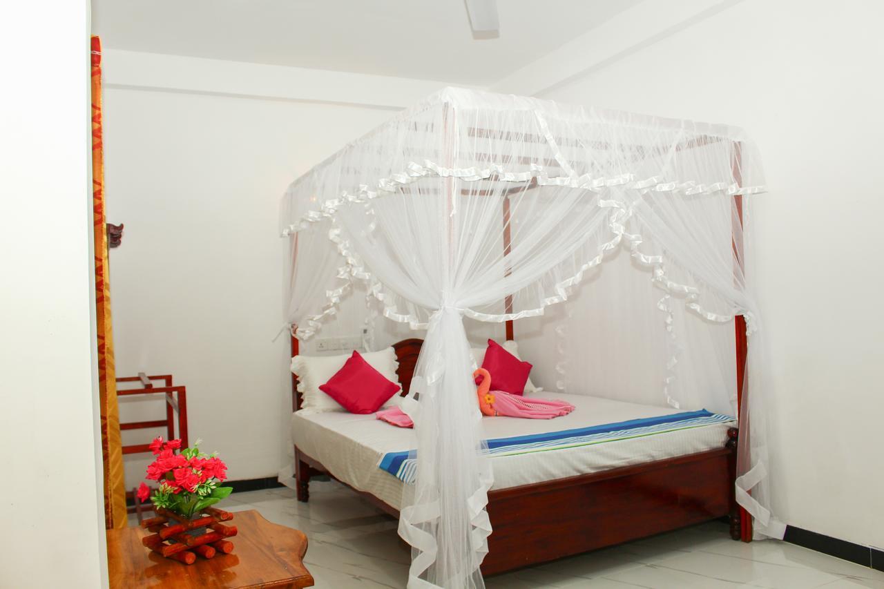 Mirissa Breeze Hotel Kültér fotó