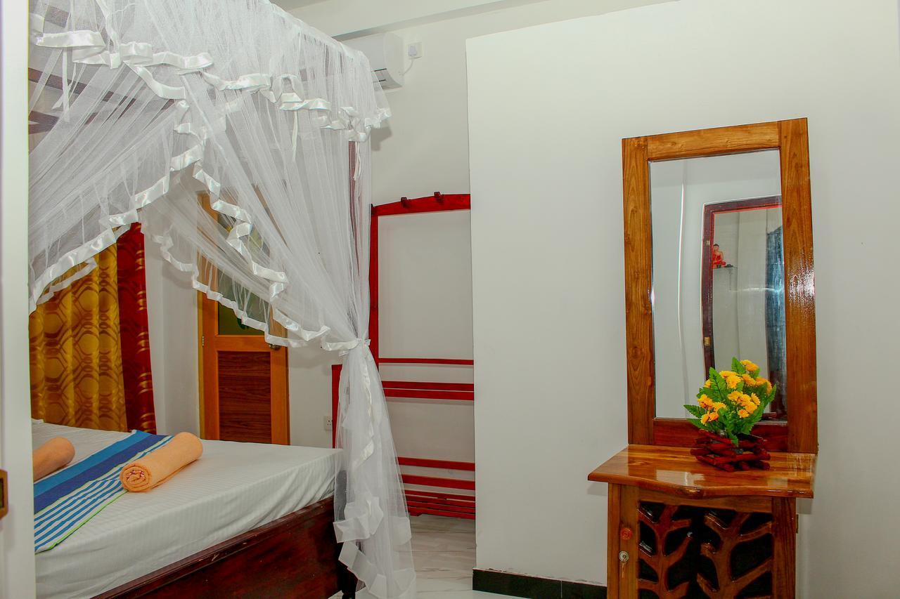 Mirissa Breeze Hotel Kültér fotó